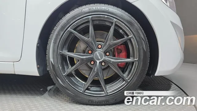 Hyundai Avante 2015 thumb 3