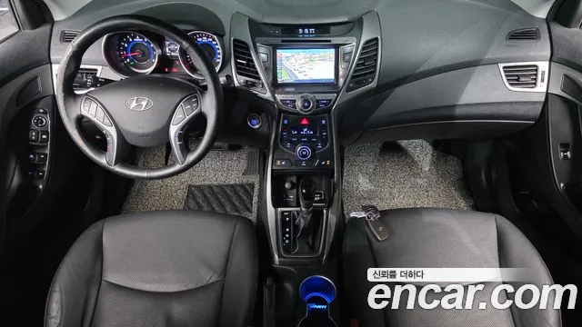 Hyundai Avante 2015 thumb 4