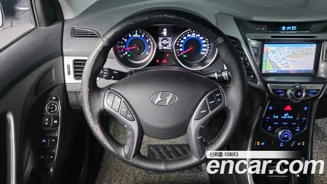 Hyundai Avante 2015 thumb 12