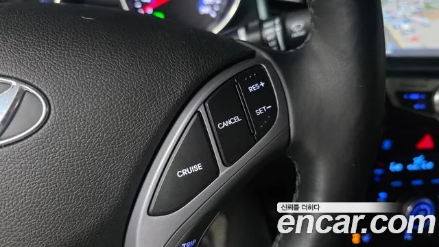 Hyundai Avante 2015 thumb 8