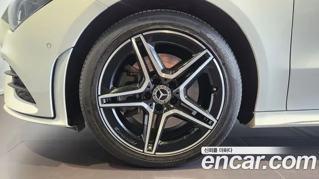 Mercedes-Benz A-Класс 2023 thumb 6