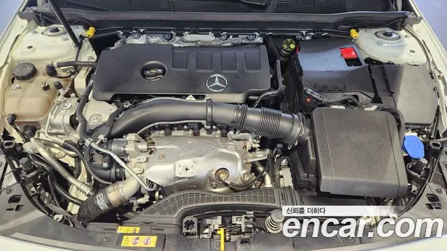 Mercedes-Benz A-Класс 2023 thumb 9