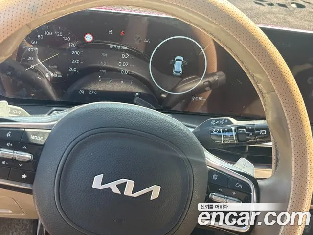 Kia Sorento 2023 thumb 6