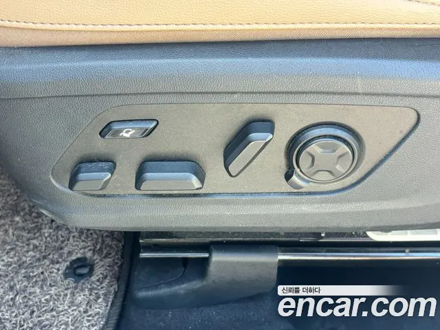 Kia Sorento 2023 thumb 12
