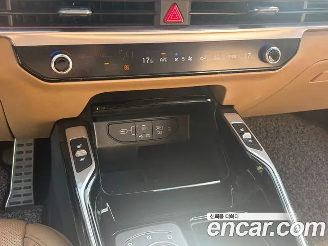 Kia Sorento 2023 thumb 2