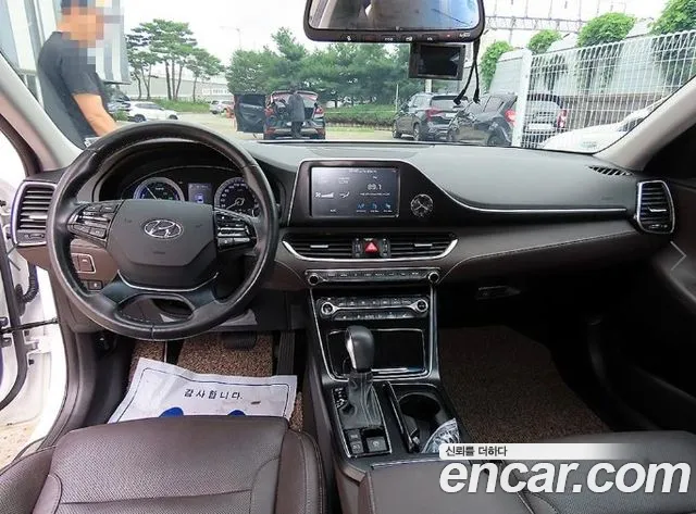 Hyundai Grandeur 2018 thumb 9