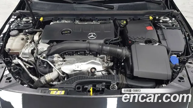 Mercedes-Benz A-Класс 2023 thumb 10