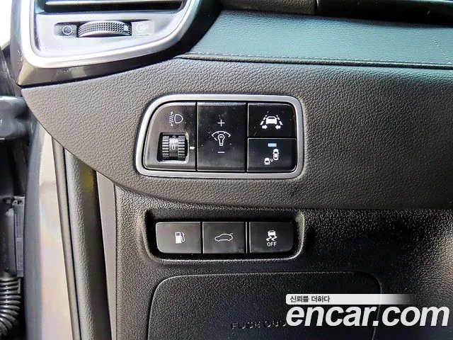 Hyundai Grandeur 2017 thumb 6