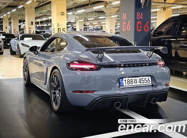 Porsche 718 Cayman 2022 thumb 5