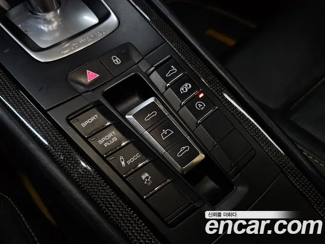 Porsche 911 2013 thumb 3