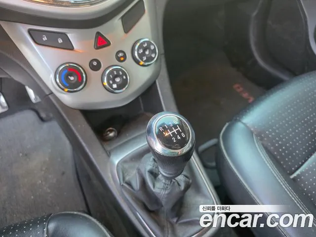 Chevrolet Aveo 2017 thumb 5