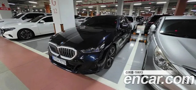 BMW 5 серии 2025 thumb 6