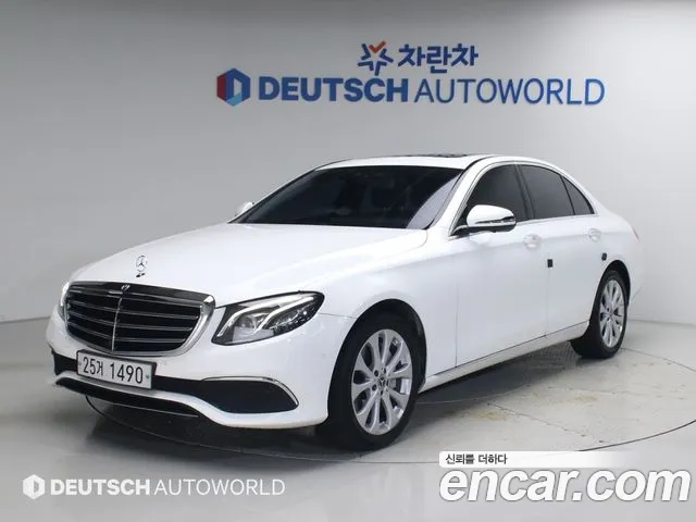 Mercedes-Benz E-Class 2018 thumb 4