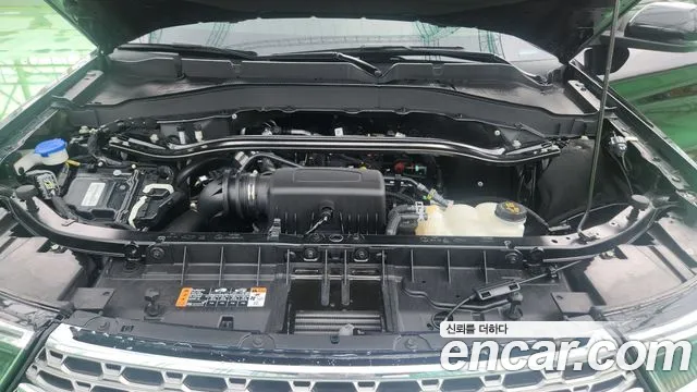 Ford Explorer 2022 thumb 5
