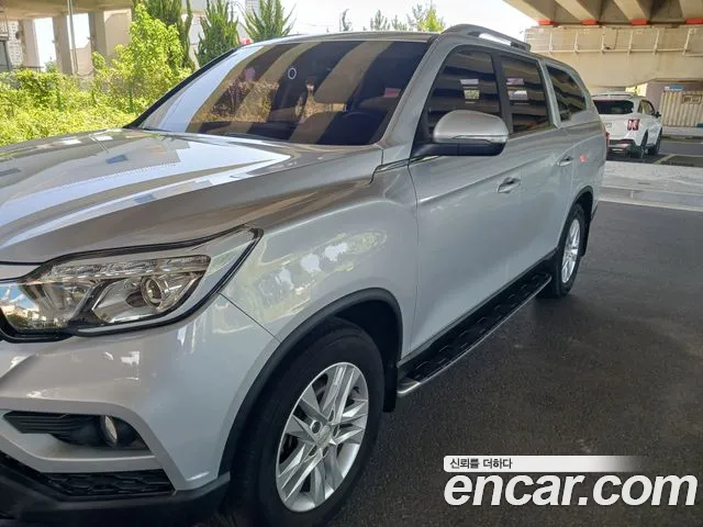 KG_Mobility_Ssangyong Rexton 2018 thumb 2
