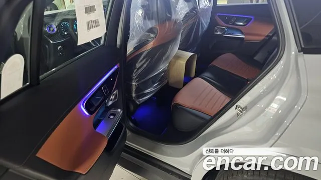 Mercedes-Benz GLC 2026 thumb 5