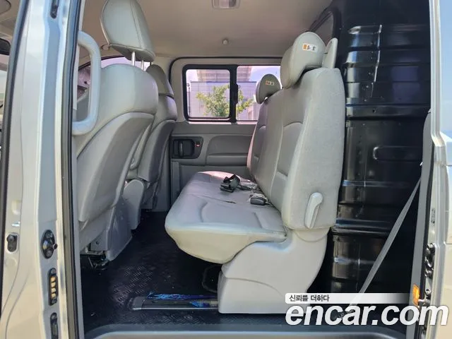 Hyundai Staria 2014 thumb 5