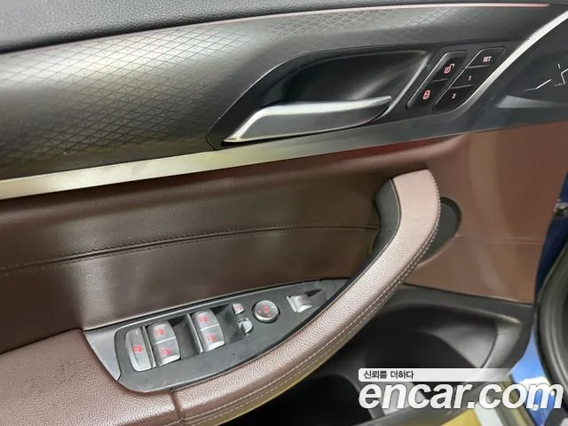 BMW X4 2020 thumb 7