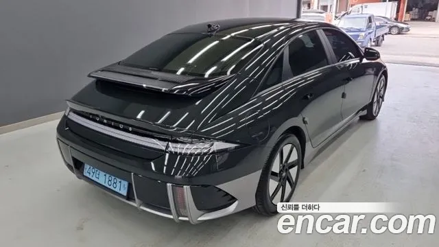 Hyundai Ioniq6 2023 thumb 3