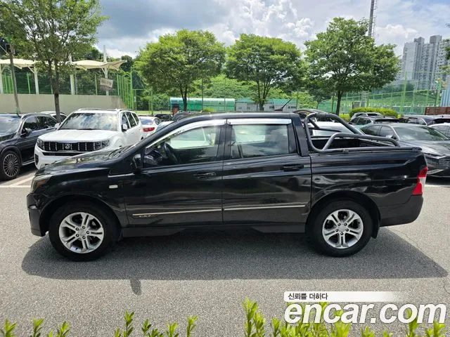 KG_Mobility_Ssangyong KORANDO 2013 thumb 2