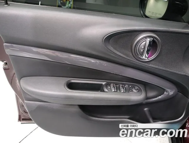 Mini Clubman 2018 thumb 6