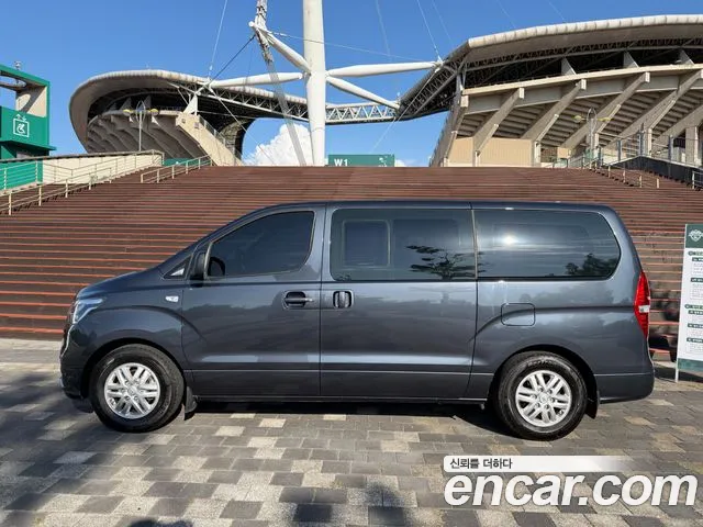 Hyundai Starex 2018 thumb 12