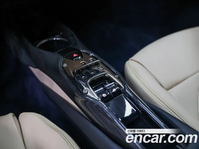 Ferrari 296 2022 thumb 11