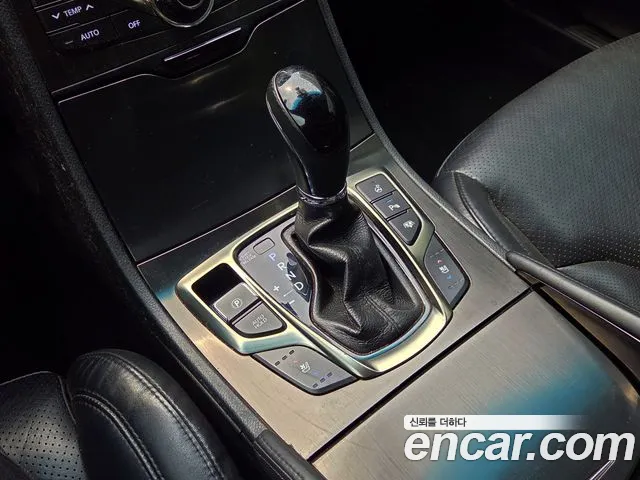 Hyundai Grandeur 2013 thumb 11