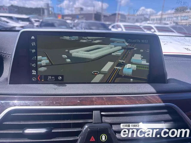 BMW 7 серии 2016 thumb 2