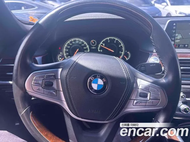 BMW 7 серии 2016 thumb 3
