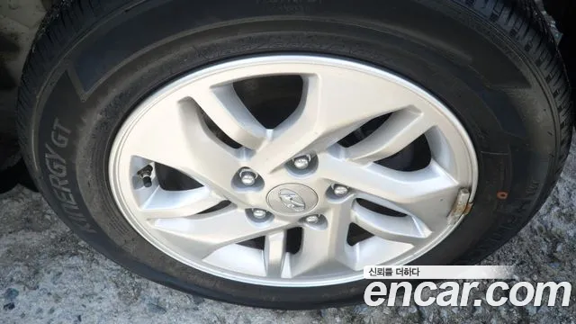 Hyundai Venue 2019 thumb 4
