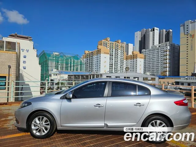 Renault Fluence 2014 thumb 6