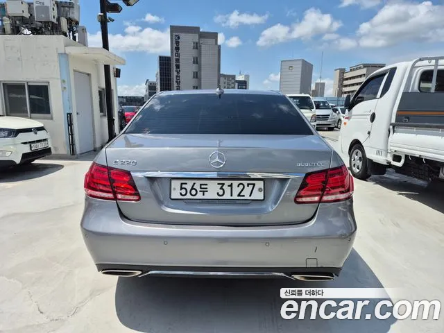 Mercedes-Benz E-Класс 2015 thumb 6