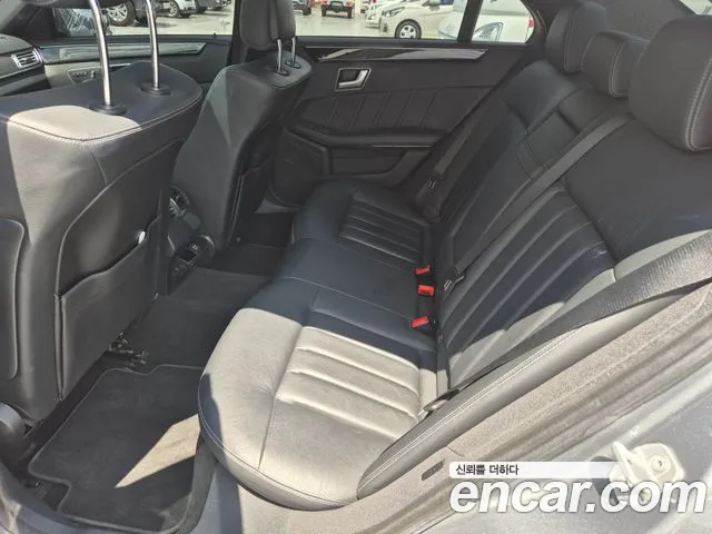 Mercedes-Benz E-Класс 2015 thumb 7
