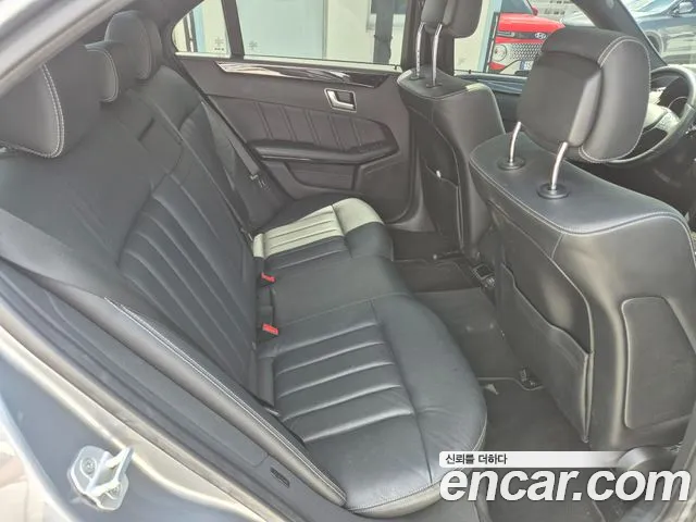 Mercedes-Benz E-Класс 2015 thumb 4