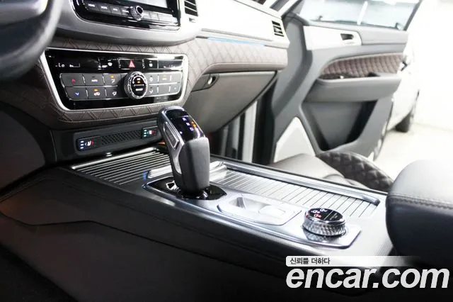KG_Mobility_Ssangyong Rexton 2021 thumb 5
