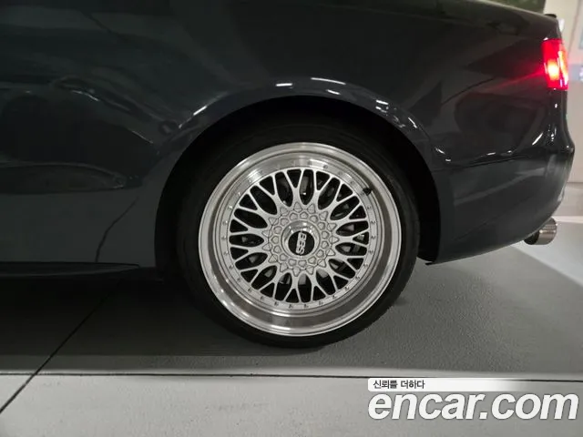 Audi S5 2009 thumb 7