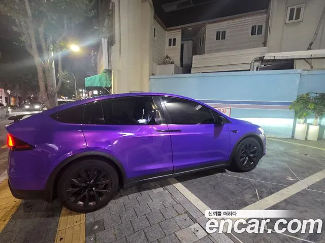Tesla Model X 2024 thumb 6