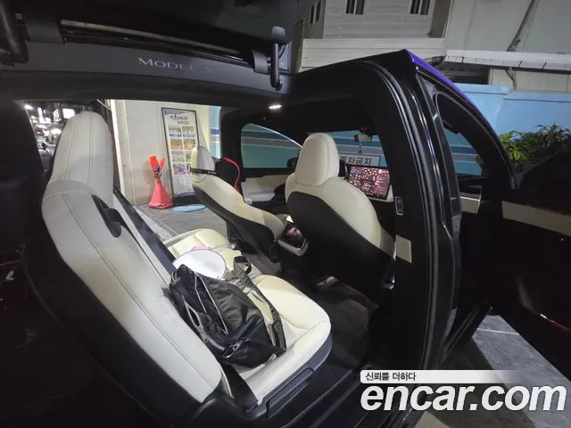 Tesla Model X 2024 thumb 5