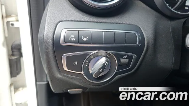 Mercedes-Benz C-Класс 2017 thumb 3