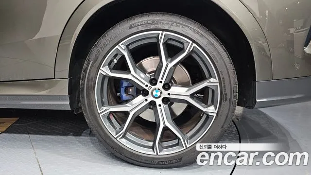 BMW X6 2022 thumb 11
