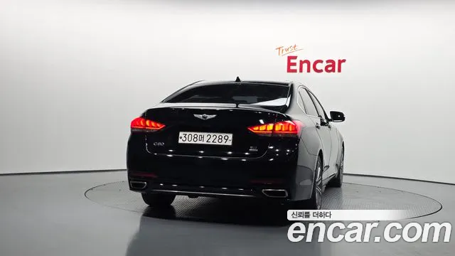 Genesis G80 2016 thumb 2
