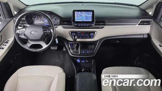 Hyundai Starex 2019 thumb 10