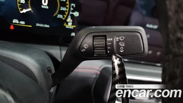 Ford Mustang Mach-E 2024 thumb 11