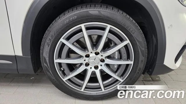 Mercedes-Benz GLA 2021 thumb 2