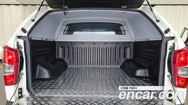 KG_Mobility_Ssangyong Rexton 2018 thumb 3