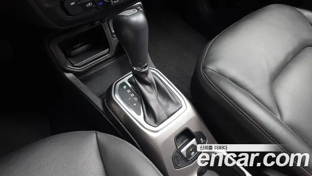 Jeep Renegade 2021 thumb 4
