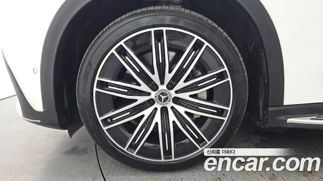 Mercedes-Benz EQE 2023 thumb 5