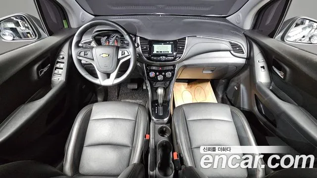 Chevrolet Tracker 2017 thumb 12