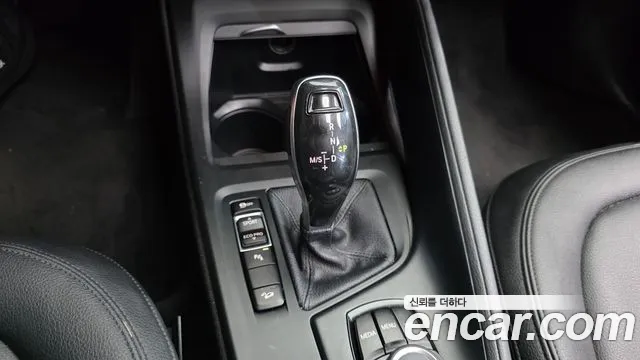 BMW X1 2018 thumb 9